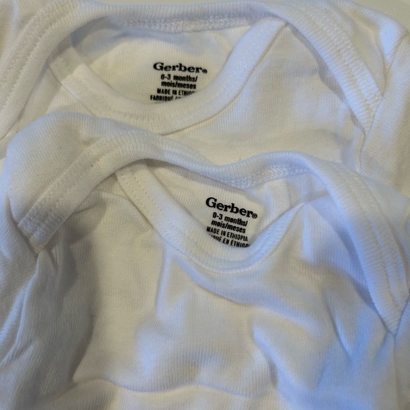 Plain white onesies - Picture 2 of 2
